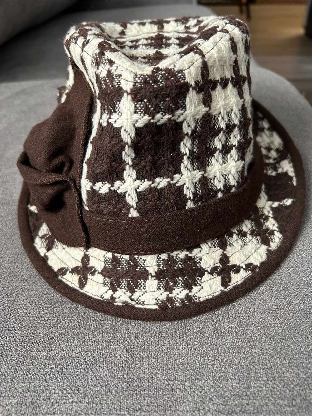 Scala Pronto Women's Brown & Cream Plaid Wool Cloche Hat with Side Bow